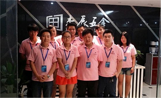 杰辰营销人员照片