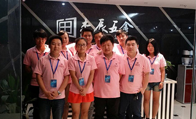 杰辰营销人员照片