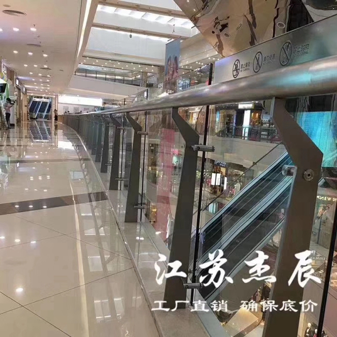 杰辰护栏在全国居然之家的应用