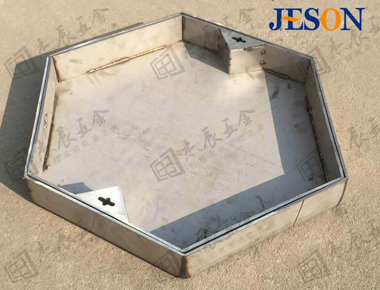 不锈钢装饰井盖02